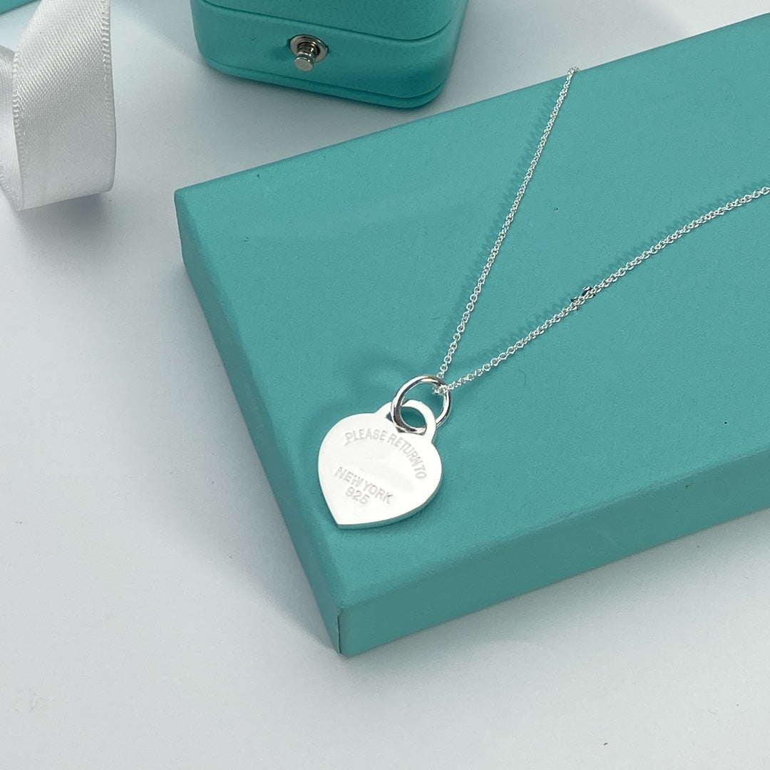 [Renovia Jewelry]HEART PEDANT SILVER NECKLACE