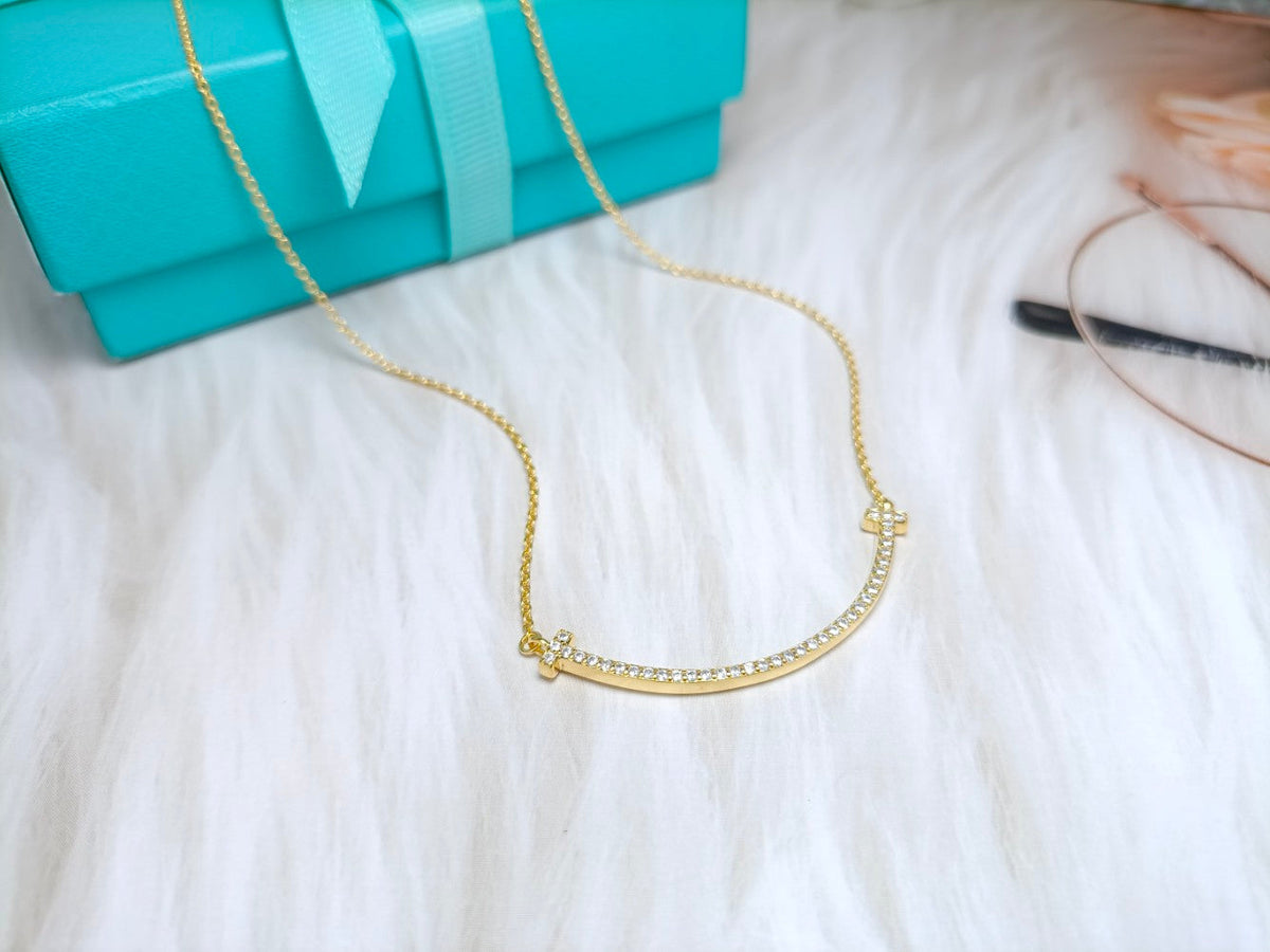 [Renovia Jewelry]BIG SMILE PEDANT DIAMOND NECKLACE
