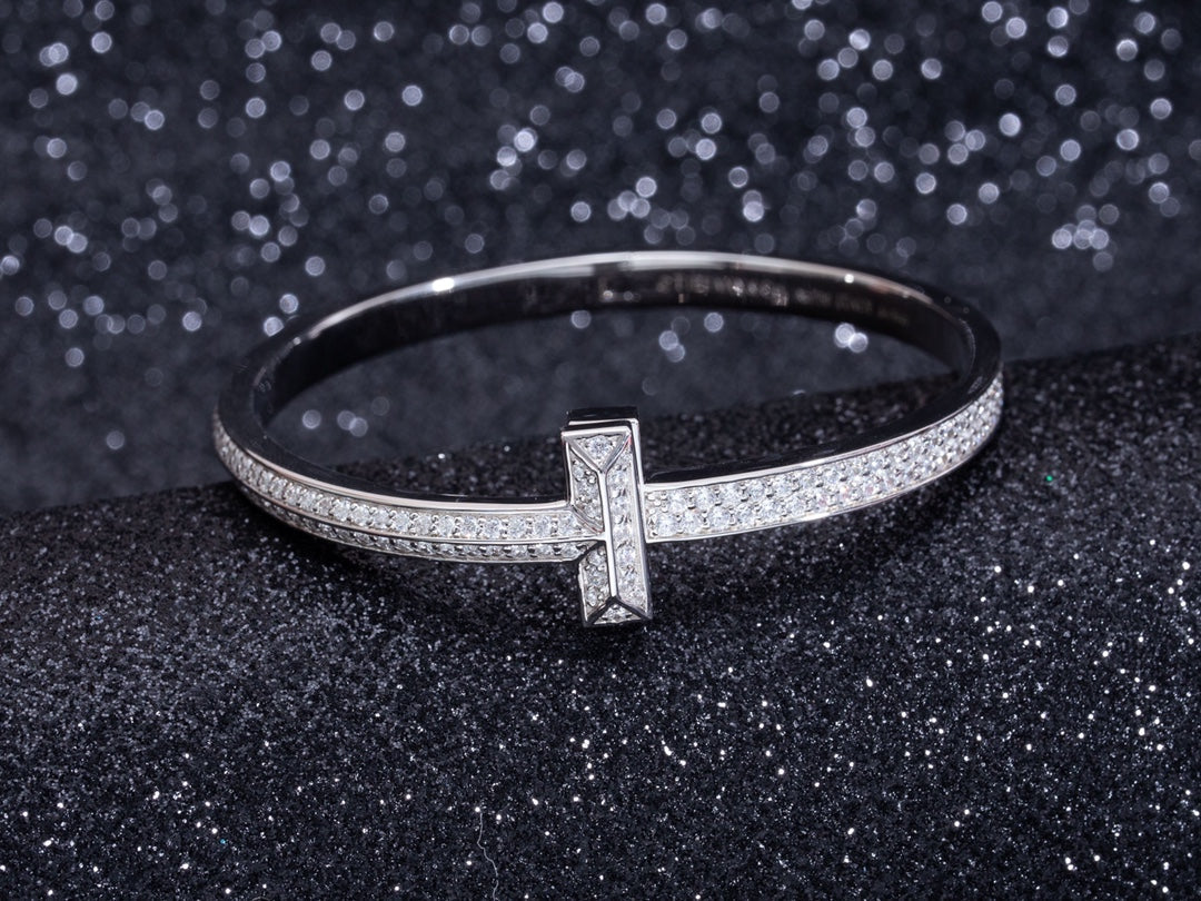 [Renovia Jewelry]WIDE DIAMONDS HINGED BANGLE SILVER