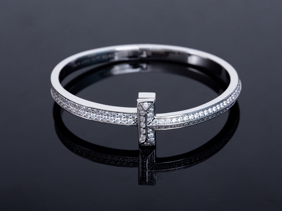 [Renovia Jewelry]WIDE DIAMONDS HINGED BANGLE SILVER