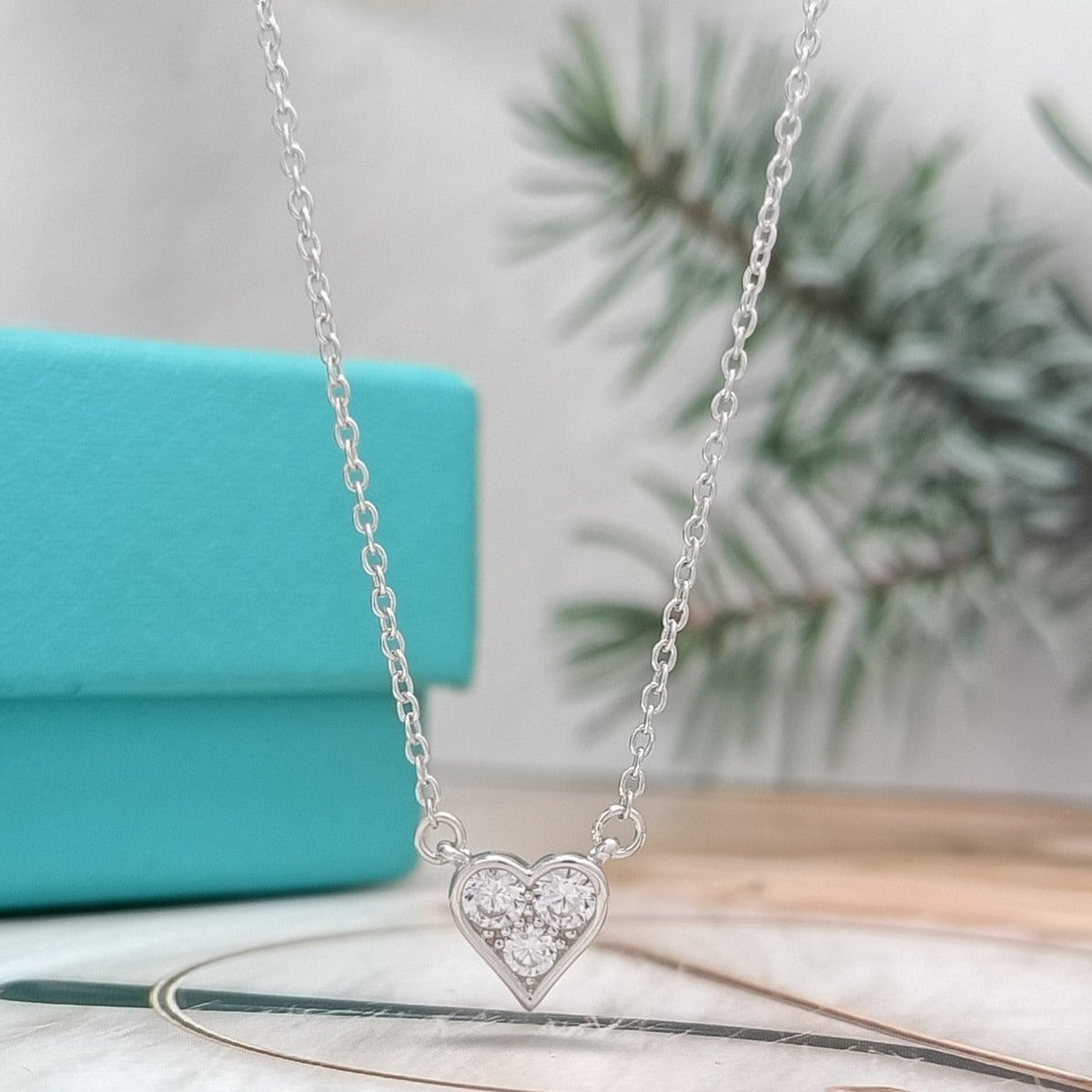 [Renovia Jewelry]HEART 3 DIAMONDS PEDANT NECKLACE