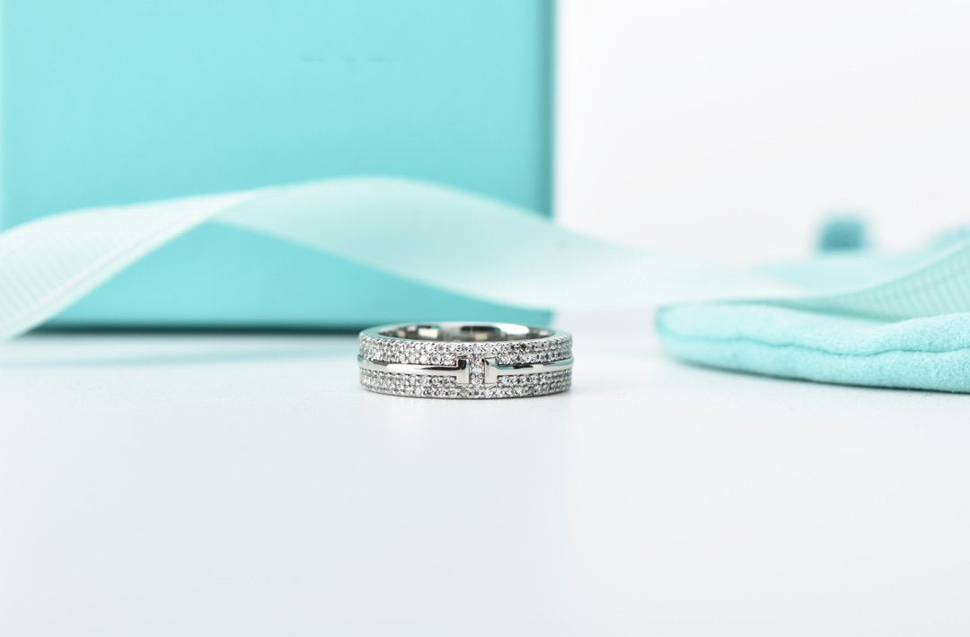 [Renovia Jewelry]T WIRE DIAMOND RING