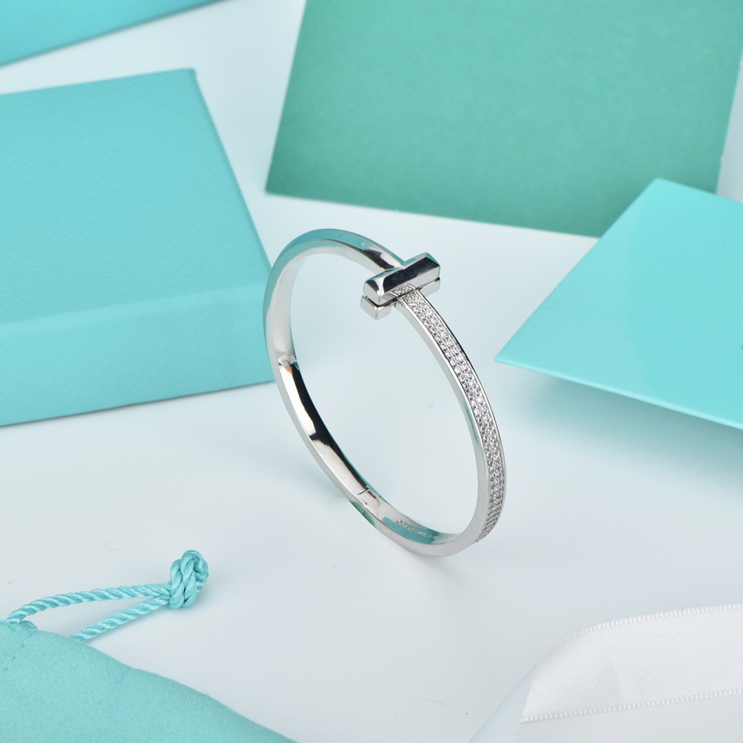 [Renovia Jewelry]WIDE DIAMONDS HINGED BANGLE