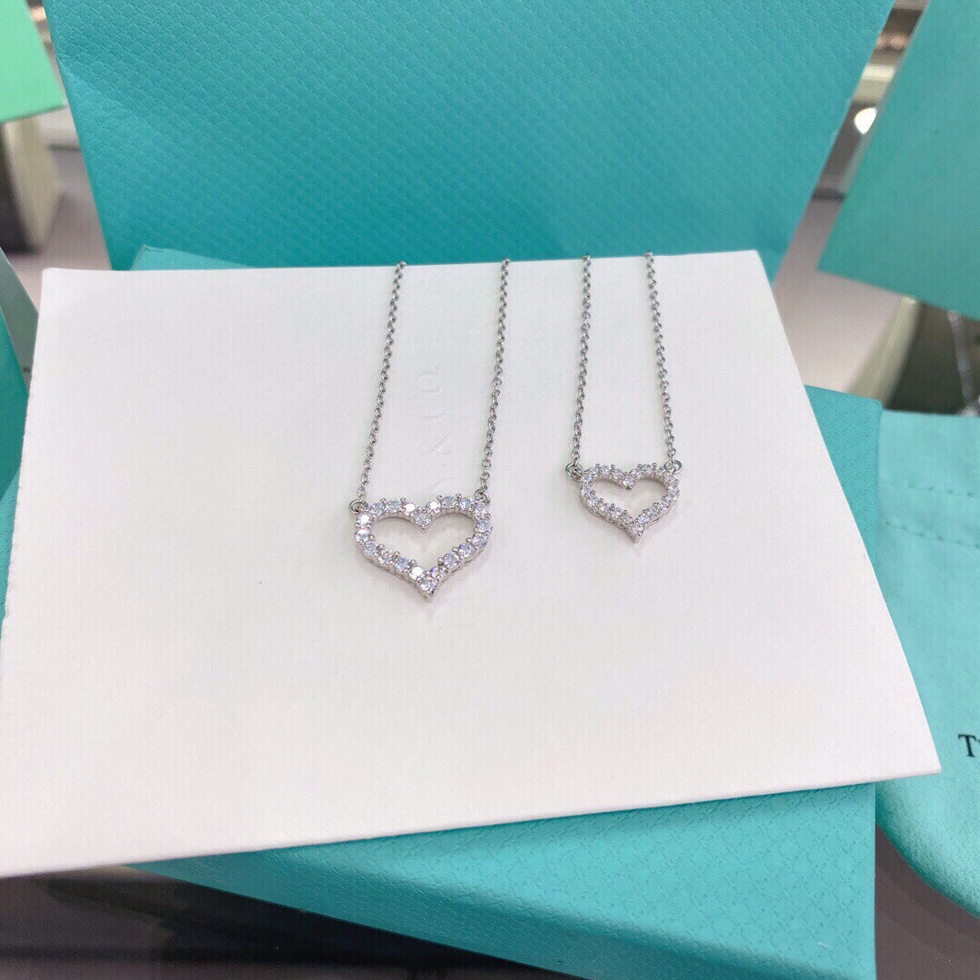 [Renovia Jewelry]HEART-SHAPED DIAMOND NECKLACE