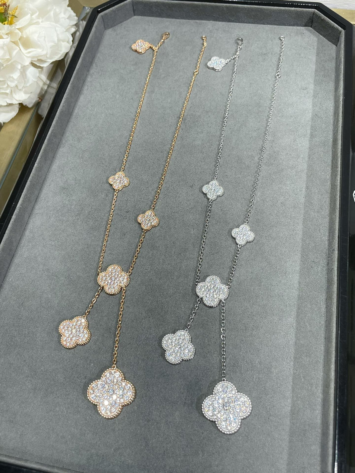 [Renovia Jewelry]CLOVER 6 MOTIF DIAMOND PAVED NECKLACE