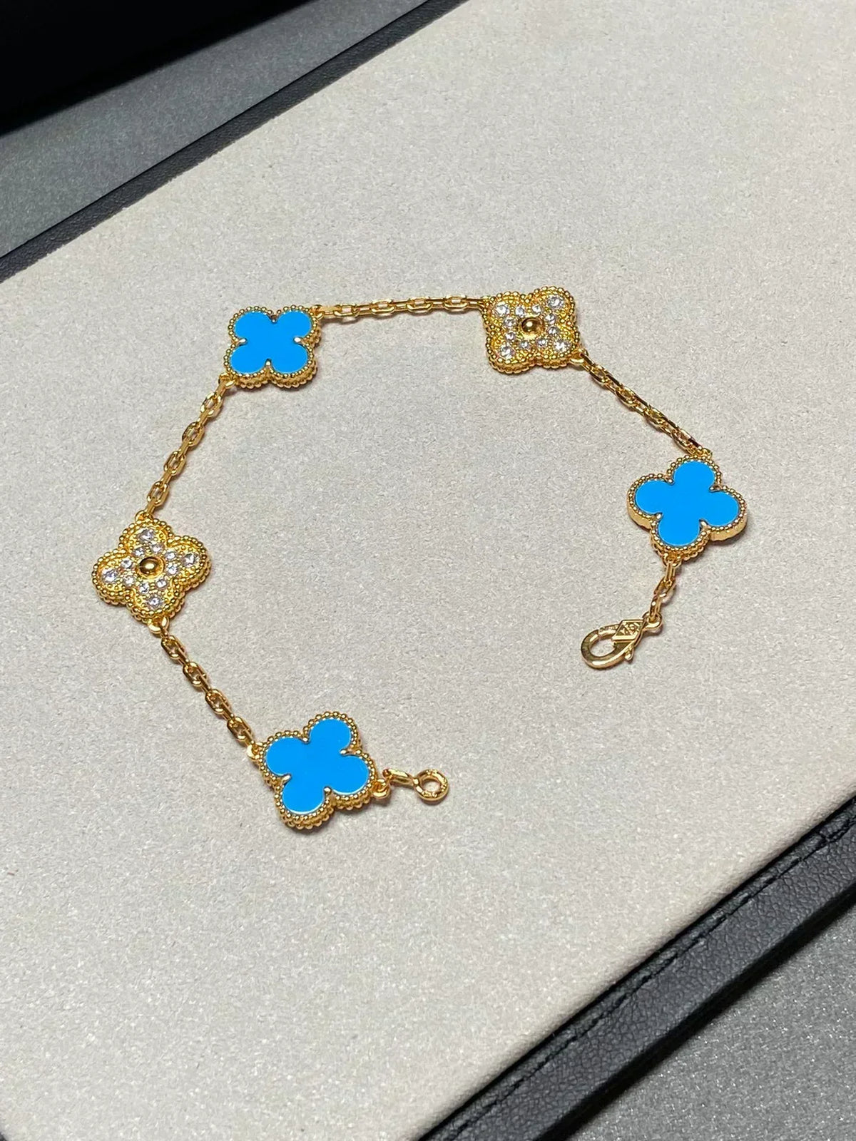[Renovia Jewelry] CLOVER 5 MOTIF BLUE AGATE BRACELET COLLECTION