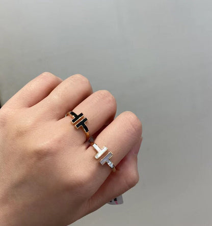 [Renovia Jewelry]T SMALL ONYX PINK GOLD RING