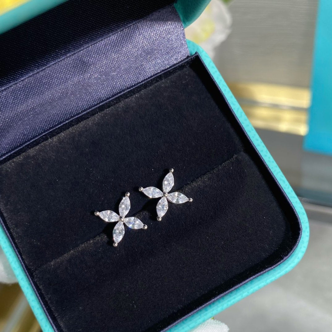 [Renovia Jewelry]VICTORIA SILVER DIAMOND STUD MINI EARRINGS
