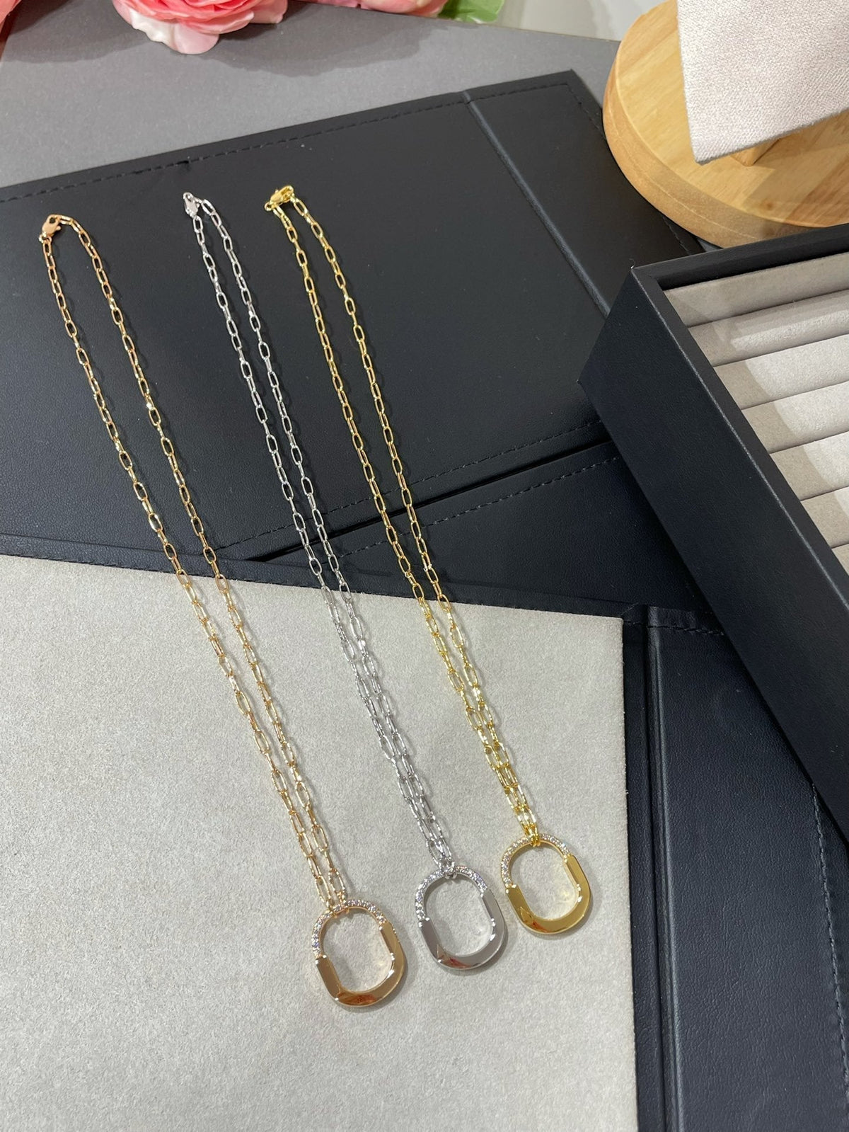 [Renovia Jewelry]LOCK MEDIUM PENDANT DIAMOND NECKLACE