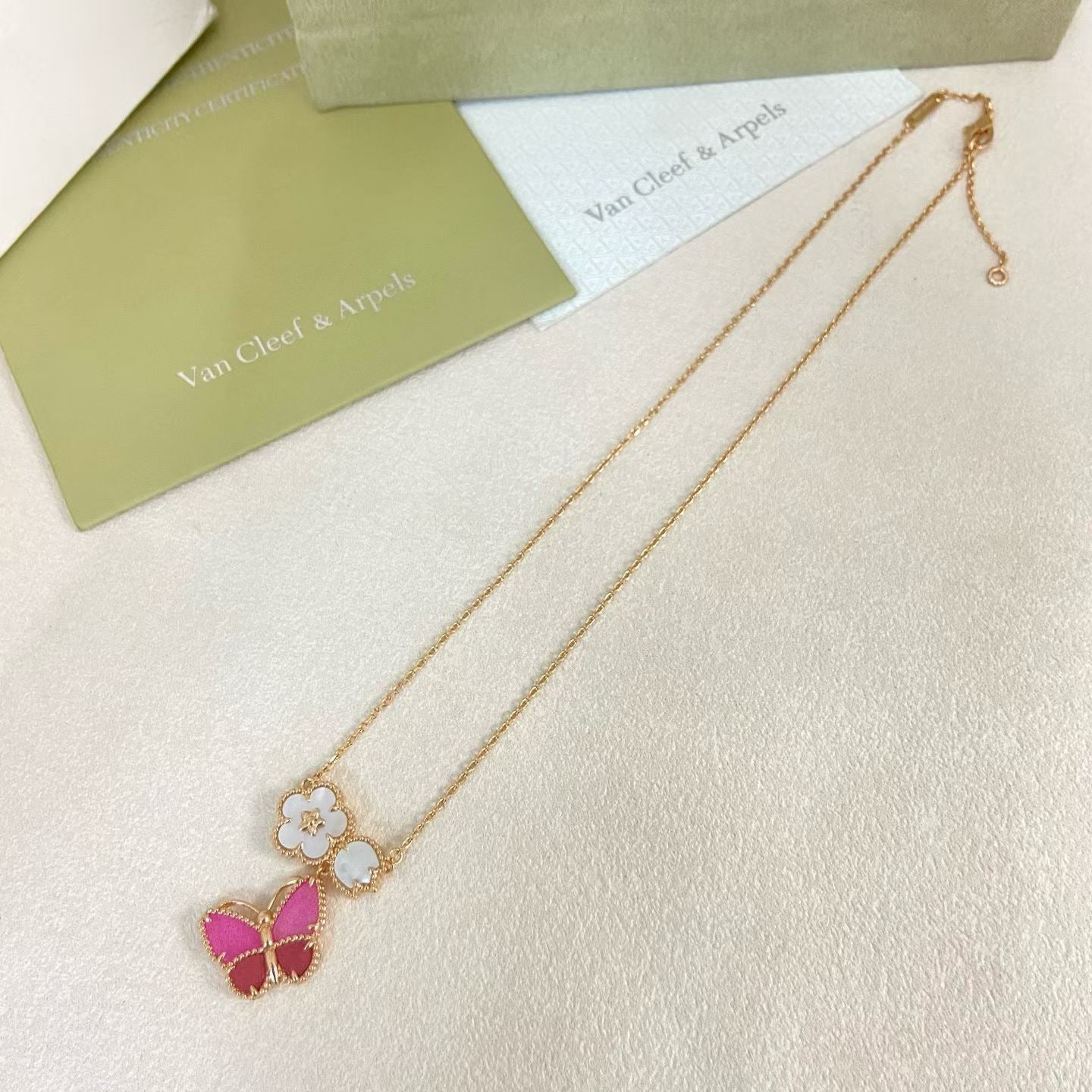 [Renovia Jewelry]ROSE QUARTZ THREE‑IN‑ONE BUTTERFLY NECKLACE