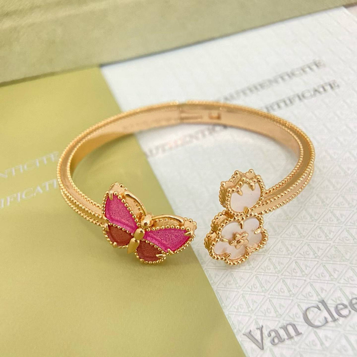 [Renovia Jewelry]ROSE QUARTZ THREE‑IN‑ONE BUTTERFLY BRACELET