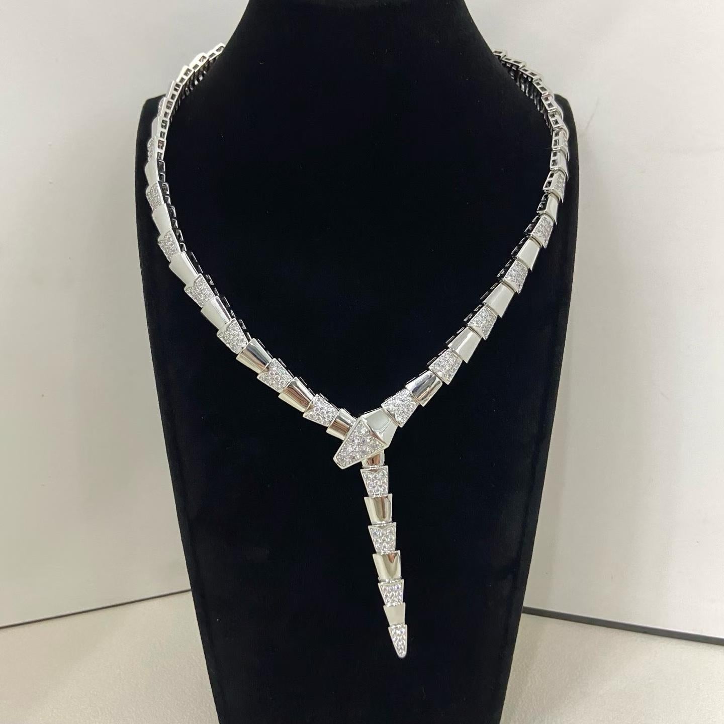 [Renovia Jewelry]NEW WIDE BAND INLAID DIAMOND SNAKE NECKLACE