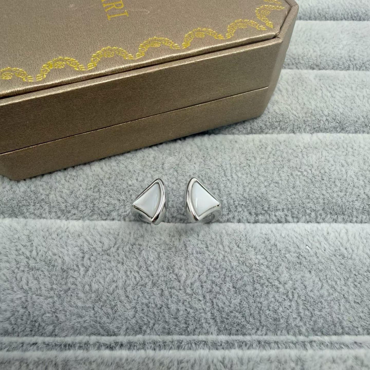 [Renovia Jewelry]FAN SHAPE DOUBLE SHELL OPEN RING