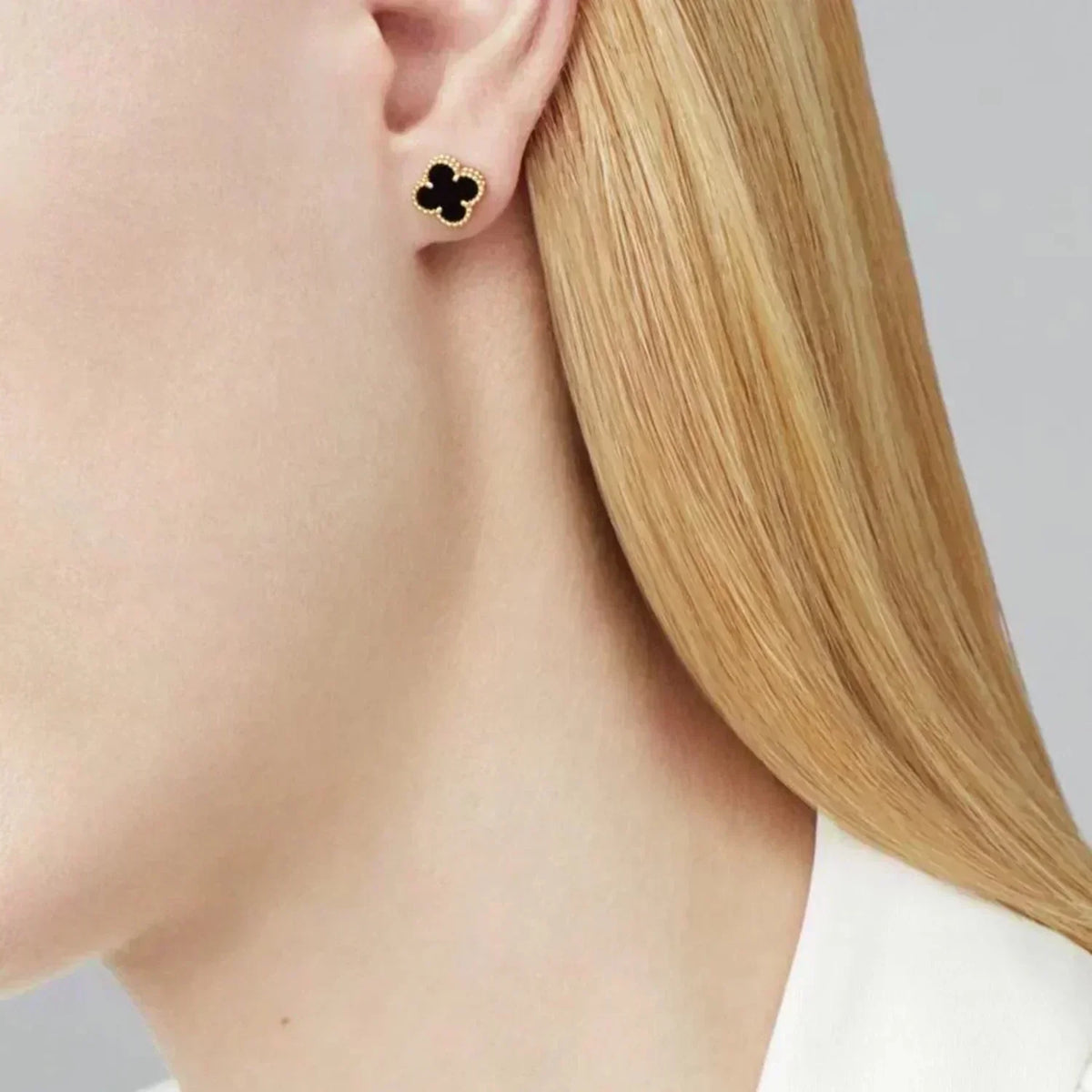 [Renovia Jewelry]CLOVER MINI 9.5MM BLACK MOP EARRINGS