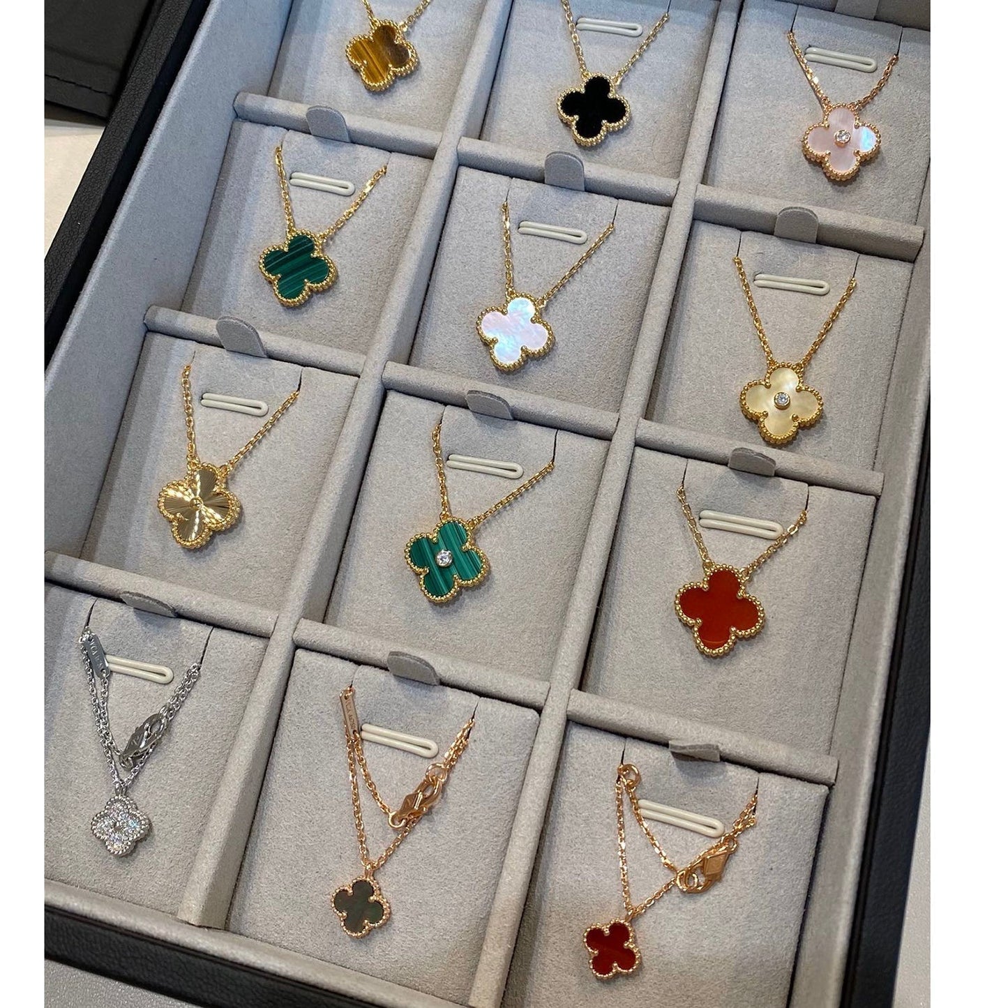 [Renovia Jewelry]CLOVER 15MM BLACK ONYX SINGLE FLOWER NECKLACE